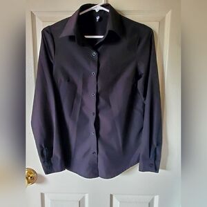 Basic button-down shirt for women